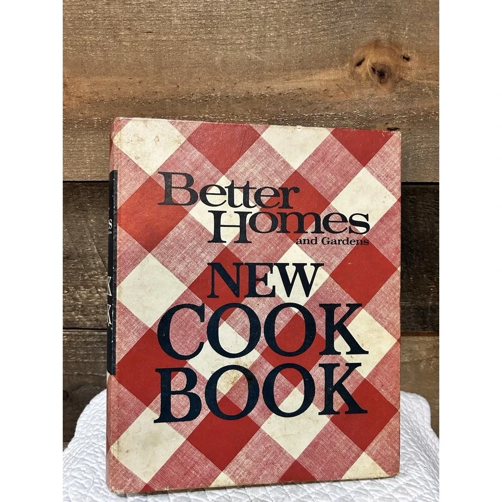 Vintage Better Homes And Gardens New Cook Book 1972- 5 Ring Binder-Recipes